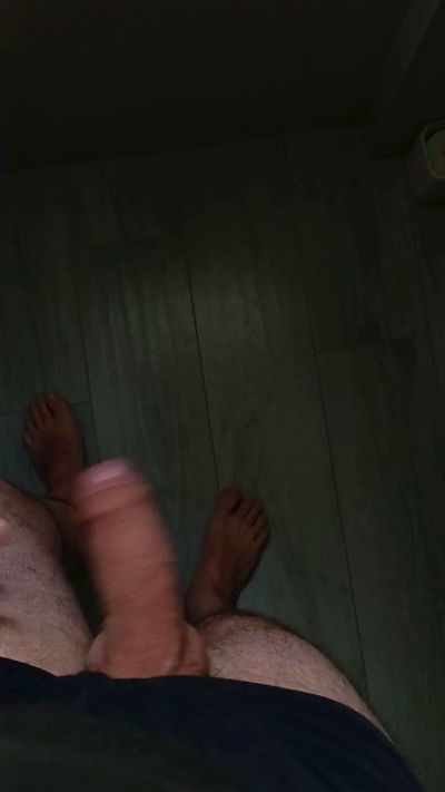 Mesner85 live cam on Cam4