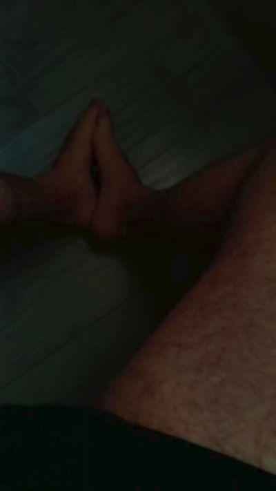 Mesner85 live cam on Cam4