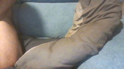 Metal8919 live cam on Cam4