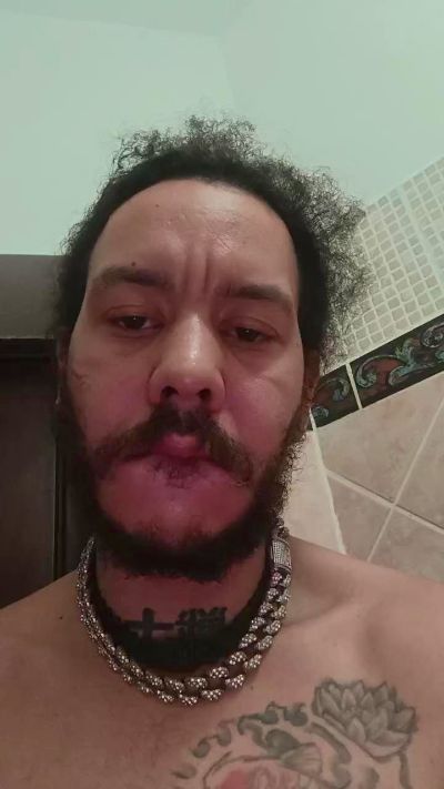 Mettiu29 live cam on Cam4