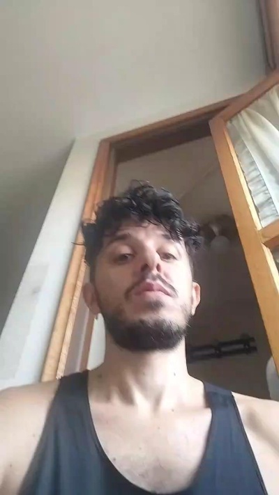 Mew2pup live cam on Cam4