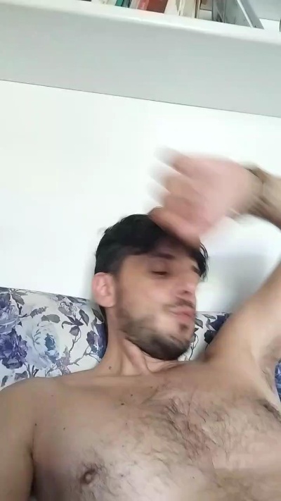 Mew2pup live cam on Cam4