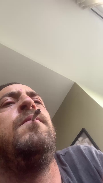 Watch  Mgpereira live on Cam4