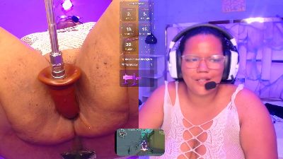 MhiaRey live cam on Cam4