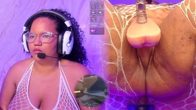 MhiaRey live cam on Cam4