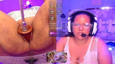 MhiaRey live cam on Cam4