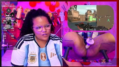 MhiaRey live cam on Cam4