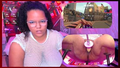 MhiaRey live cam on Cam4