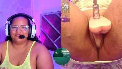 MhiaRey live cam on Cam4
