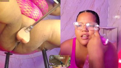 MhiaRey live cam on Cam4