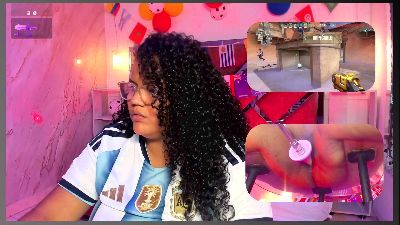 MhiaRey live cam on Cam4