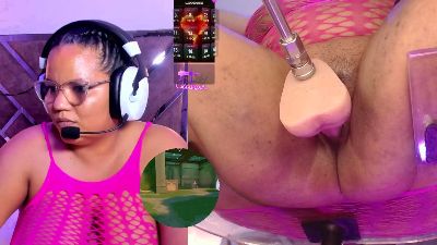 MhiaRey live cam on Cam4