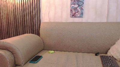 Mhia_rooss live cam on Cam4