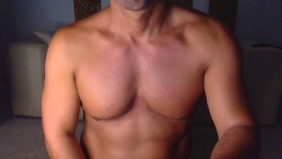 MiBoVe84 live cam on Cam4