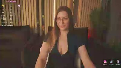MiaCarters live cam on Cam4