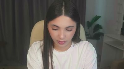 MiaCortis live cam on Cam4