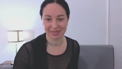 MiaDreamy live cam on Cam4