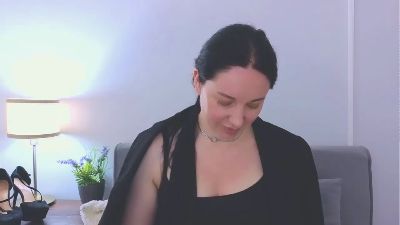MiaDreamy live cam on Cam4