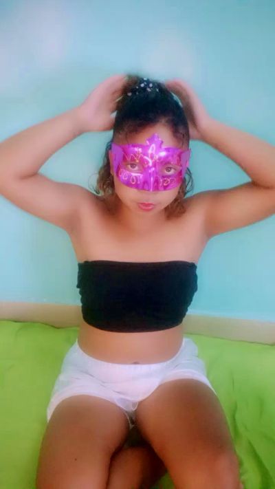 MiaG live cam on Cam4