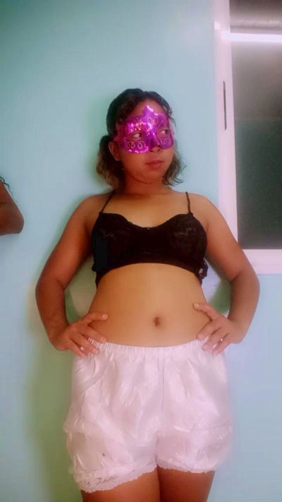 MiaG live cam on Cam4