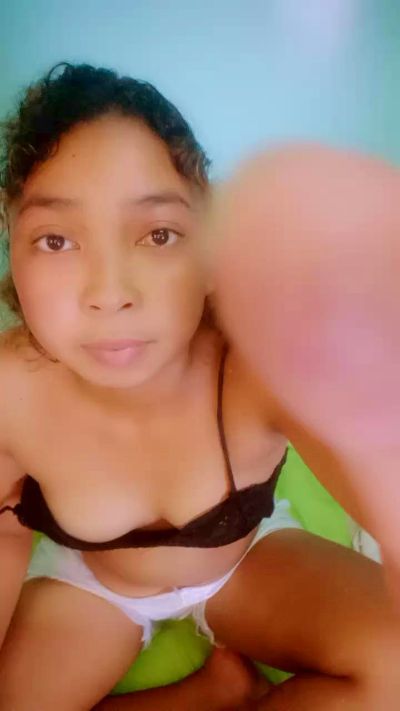 MiaG live cam on Cam4