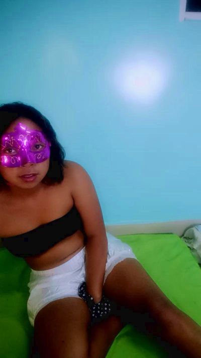 MiaG live cam on Cam4