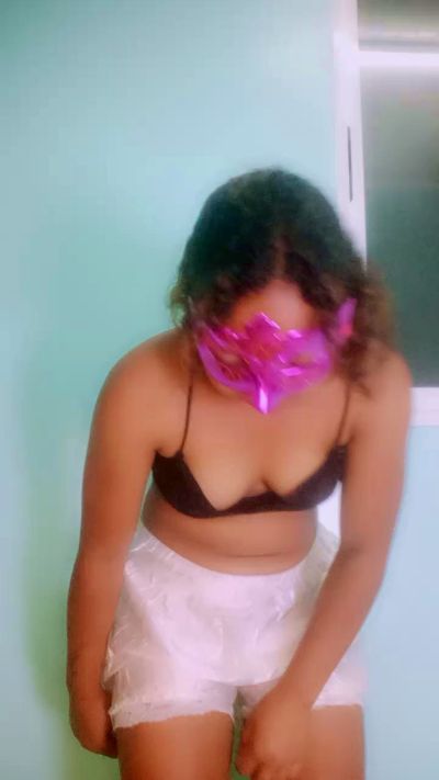 MiaG live cam on Cam4