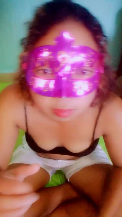 MiaG live cam on Cam4
