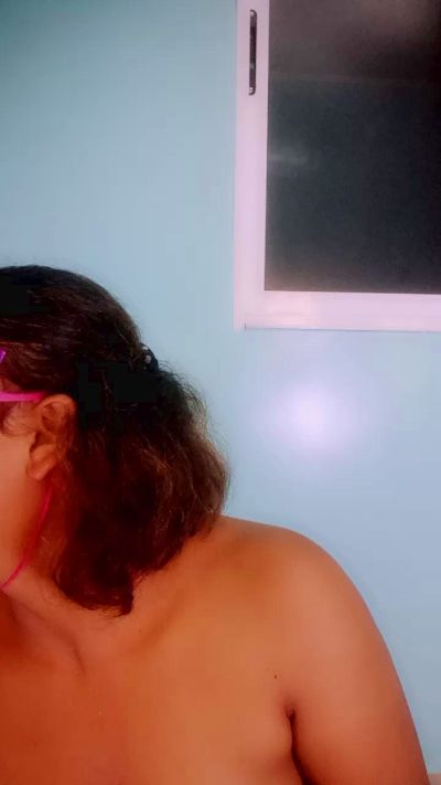 MiaG live cam on Cam4