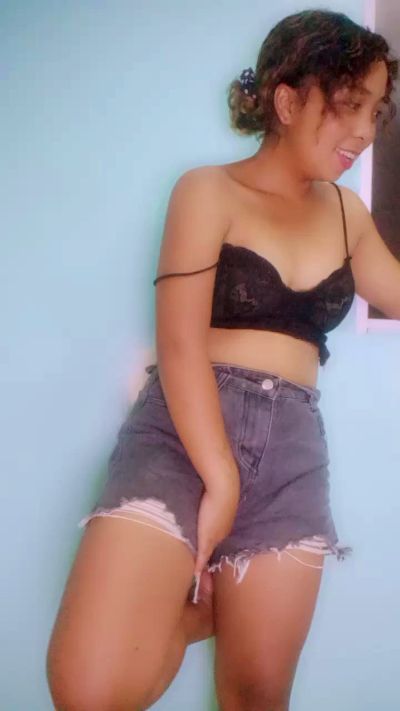 MiaG live cam on Cam4