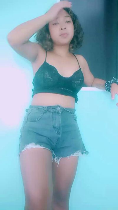 MiaG live cam on Cam4