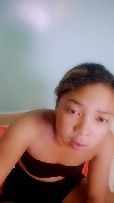MiaG live cam on Cam4