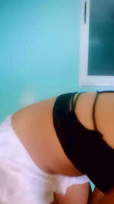 MiaG live cam on Cam4