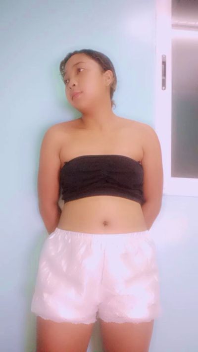 MiaG live cam on Cam4