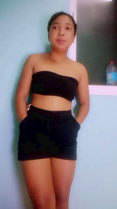 MiaG live cam on Cam4