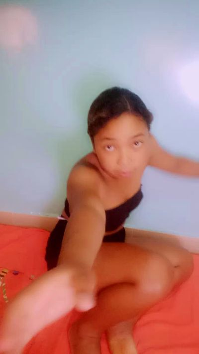 MiaG live cam on Cam4