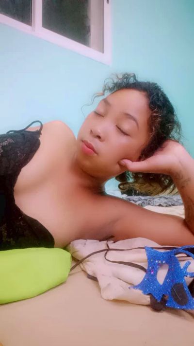 MiaG live cam on Cam4