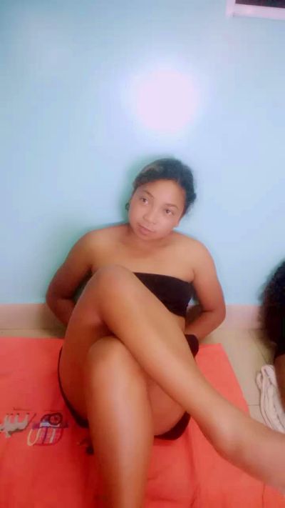 MiaG live cam on Cam4