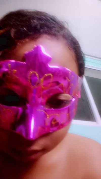 MiaG live cam on Cam4