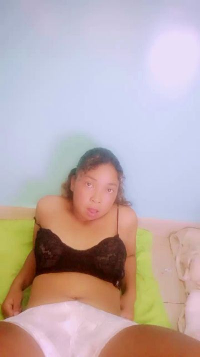 MiaG live cam on Cam4
