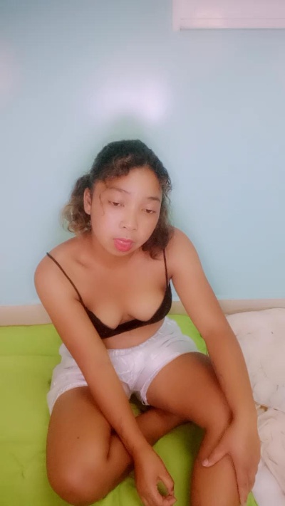 MiaG live cam on Cam4