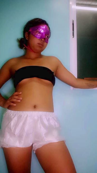 MiaG live cam on Cam4