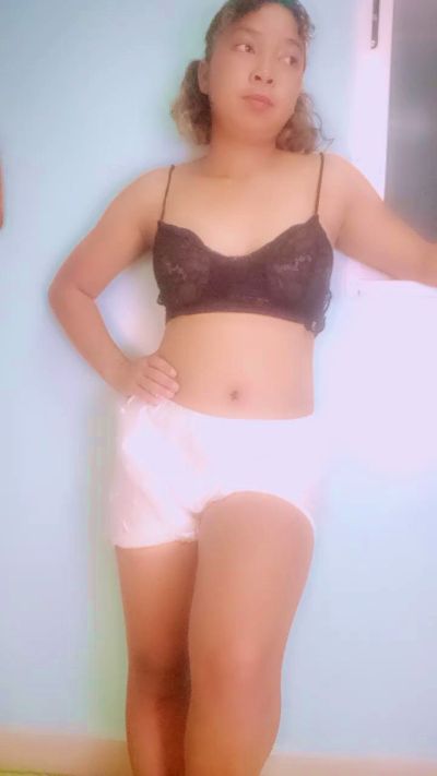 MiaG live cam on Cam4
