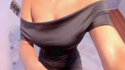 MiaKirshner live cam on Cam4