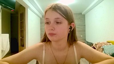 MiaMarlowe live cam on Cam4