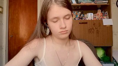 MiaMarlowe live cam on Cam4