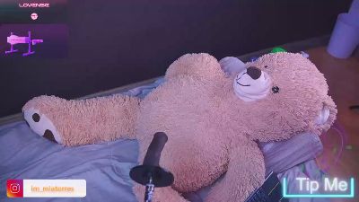 MiaTorres live cam on Cam4