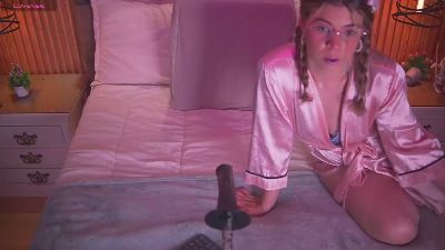 MiaTorres live cam on Cam4