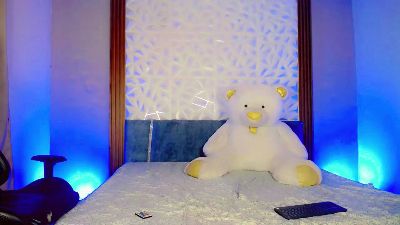 Mia_Alejandraa_ live cam on Cam4