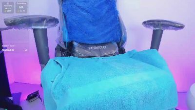 Mia_Dollxxx live cam on Cam4